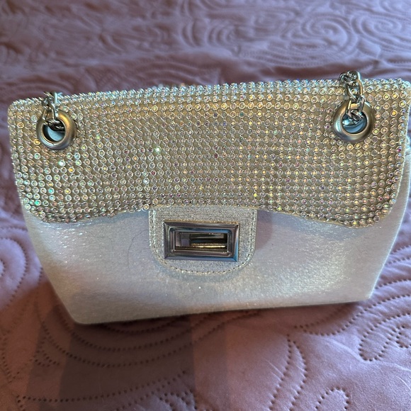 Elegant Silver Evening Bag - Picture 2 of 2